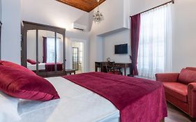 Giges King Boutique Hotel